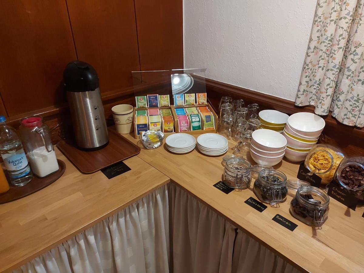 Hotel Weinhaus Am Stiftstor 트라이스카르덴 외부 사진